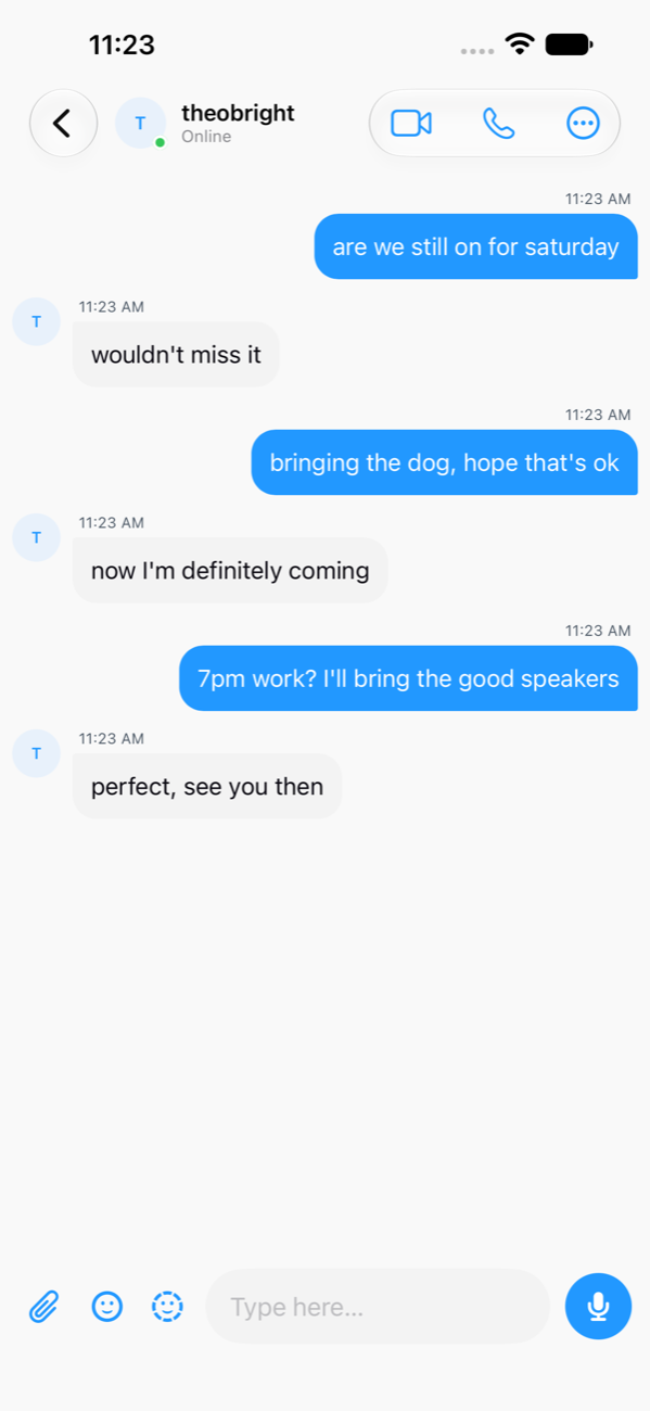 A conversation in the app: six messages between two people, sent and received, with the time each one arrived.